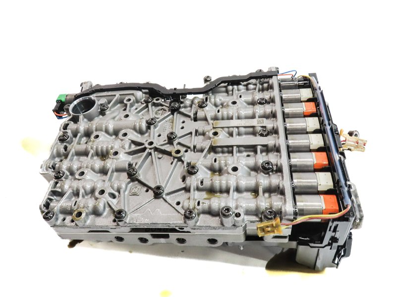 Thumbnail 9: 2012 BMW 640i (F06 F12 F13) 8HP45 AUTOMATIC TRANSMISSION VALVE BODY MECHATRONIC