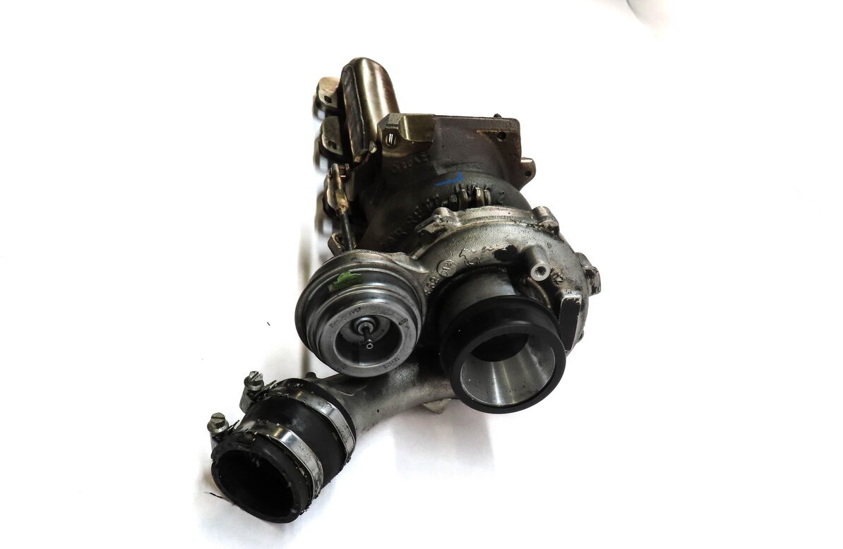 Thumbnail 3: 11-20 MERCEDES CL550 E550 GL450 GL550 ML550 S550 SL550 CLS550 LEFT TURBOCHARGER