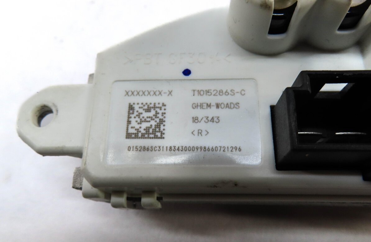 Thumbnail 4: 2013 MERCEDES ML550 (W166) FROTN HVAC A/C HEATER BLOWER MOTOR RESISTOR T1015286S