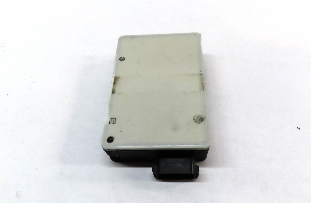 Thumbnail 2: 2013 MERCEDES ML550 (W166) REAR BLIND SPOT RADAR SENSOR 0009050610