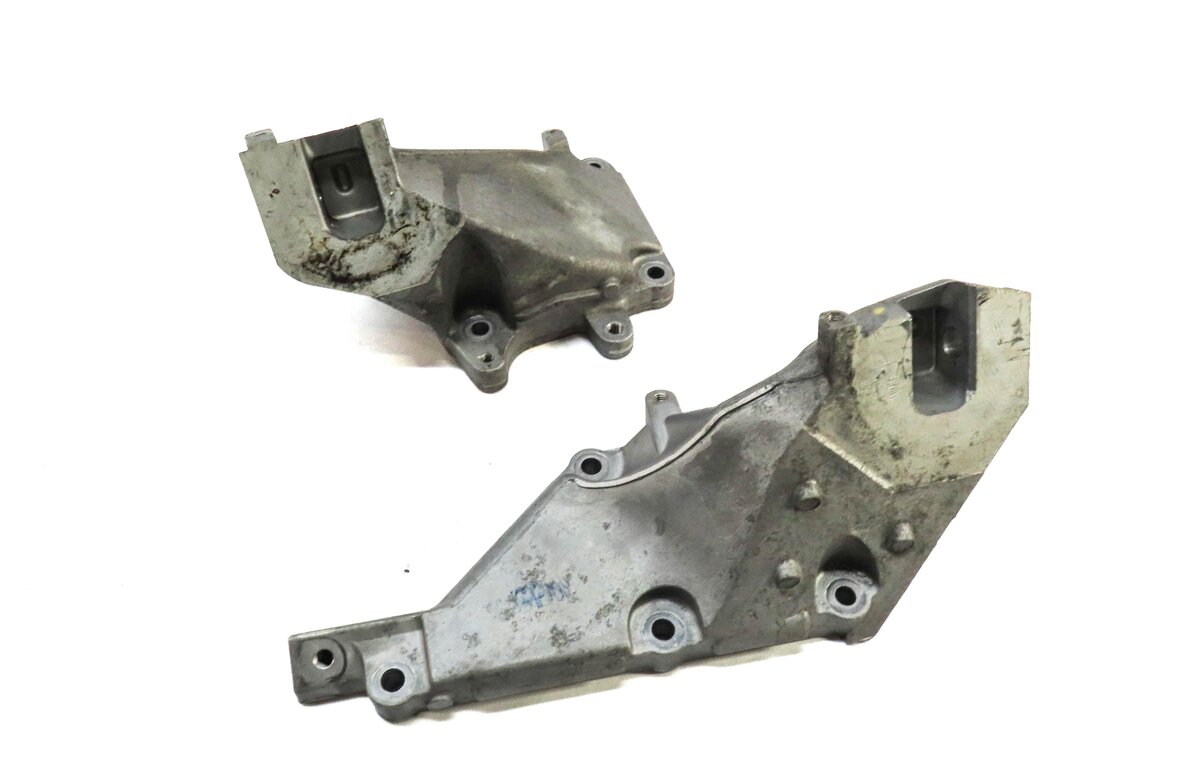 2013 MERCEDES ML550 W166 4.6L TURBO M278 ENGINE LEFT RIGHT MOTOR MOUNT BRACKET
