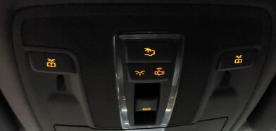 Thumbnail 2: 2013 MERCEDES ML550 (W166) FRONT CENTER ROOF DOME LIGHT w/ BUTTONS (GRAY)