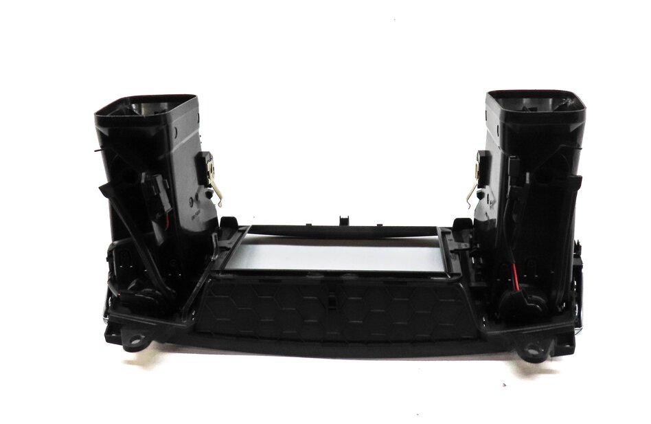 Thumbnail 4: 2013 MERCEDES ML550 (W166) FRONT CENTER DASH A/C HEATER AIR VENT w/ SCREEN TRIM