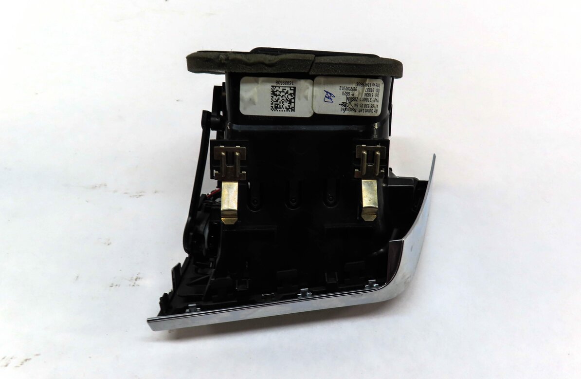 Thumbnail 4: 2013 MERCEDES ML550 (W166) FRONT LEFT DRIVER DASH HVAC A/C HEATER AIR VENT