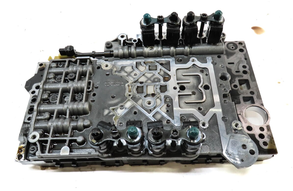Thumbnail 2: 2013 MERCEDES GL450 GL550 ML550 (W166 X166) 722.9 TRANSMISSION CONDUCTOR PLATE