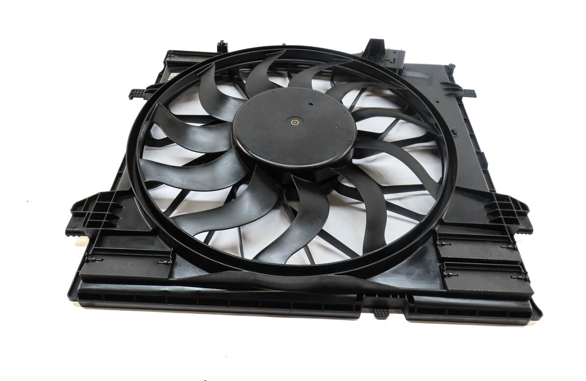 Thumbnail 2: 13-19 MERCEDES GL GLE GLS ML (W166 X166) 600w RADIATOR COOLING FAN (TOW PACKAGE)