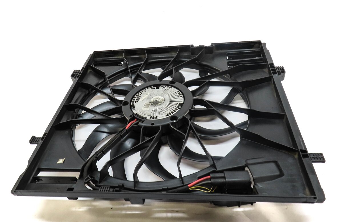 Thumbnail 5: 13-19 MERCEDES GL GLE GLS ML (W166 X166) 600w RADIATOR COOLING FAN (TOW PACKAGE)