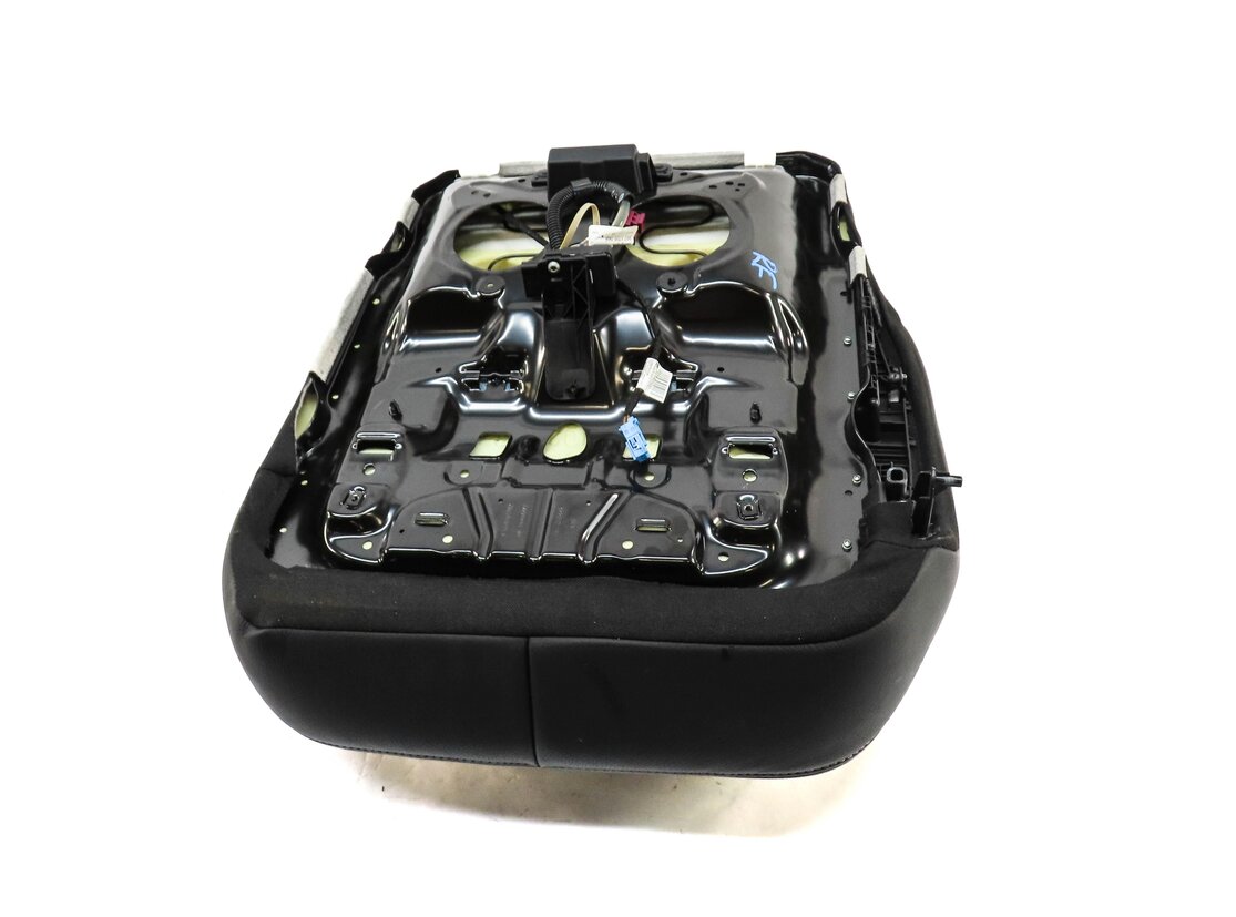 Thumbnail 5: 2013 MERCEDES ML550 (W166) FRONT RIGHT LOWER HEATED VENTED SEAT CUSHION (BLACK)