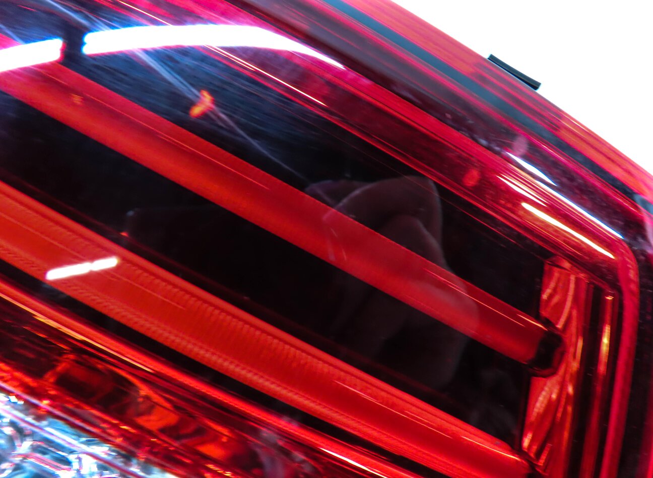 Thumbnail 6: 12-15 MERCEDES ML CLASS (W166) LEFT DRIVER REAR LED TAILLIGHT BRAKE LIGHT LAMP