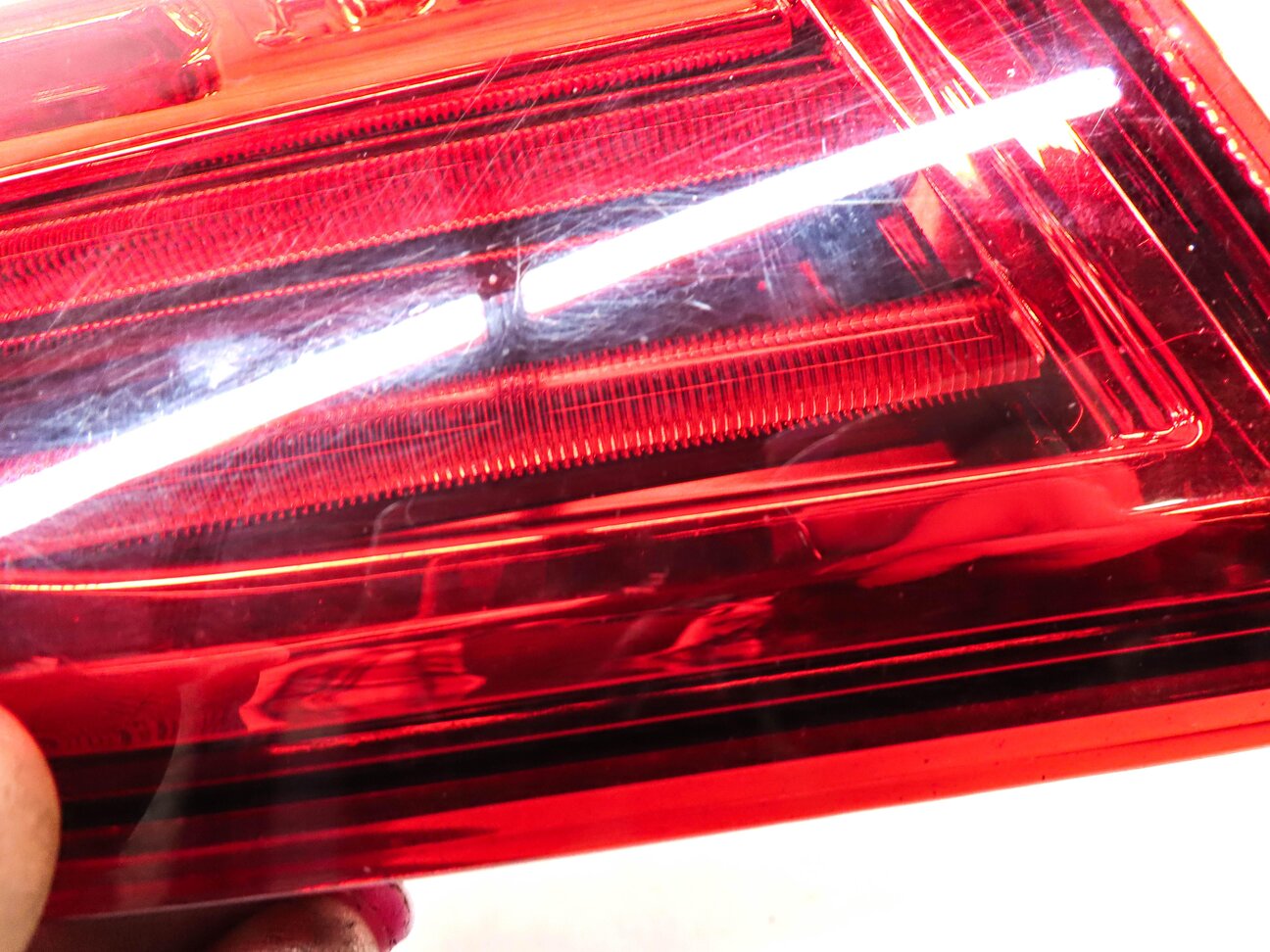 Thumbnail 6: 2012-2015 MERCEDES ML CLASS (W166) LEFT REAR INNER LED TAILLIGHT LIGHT LAMP