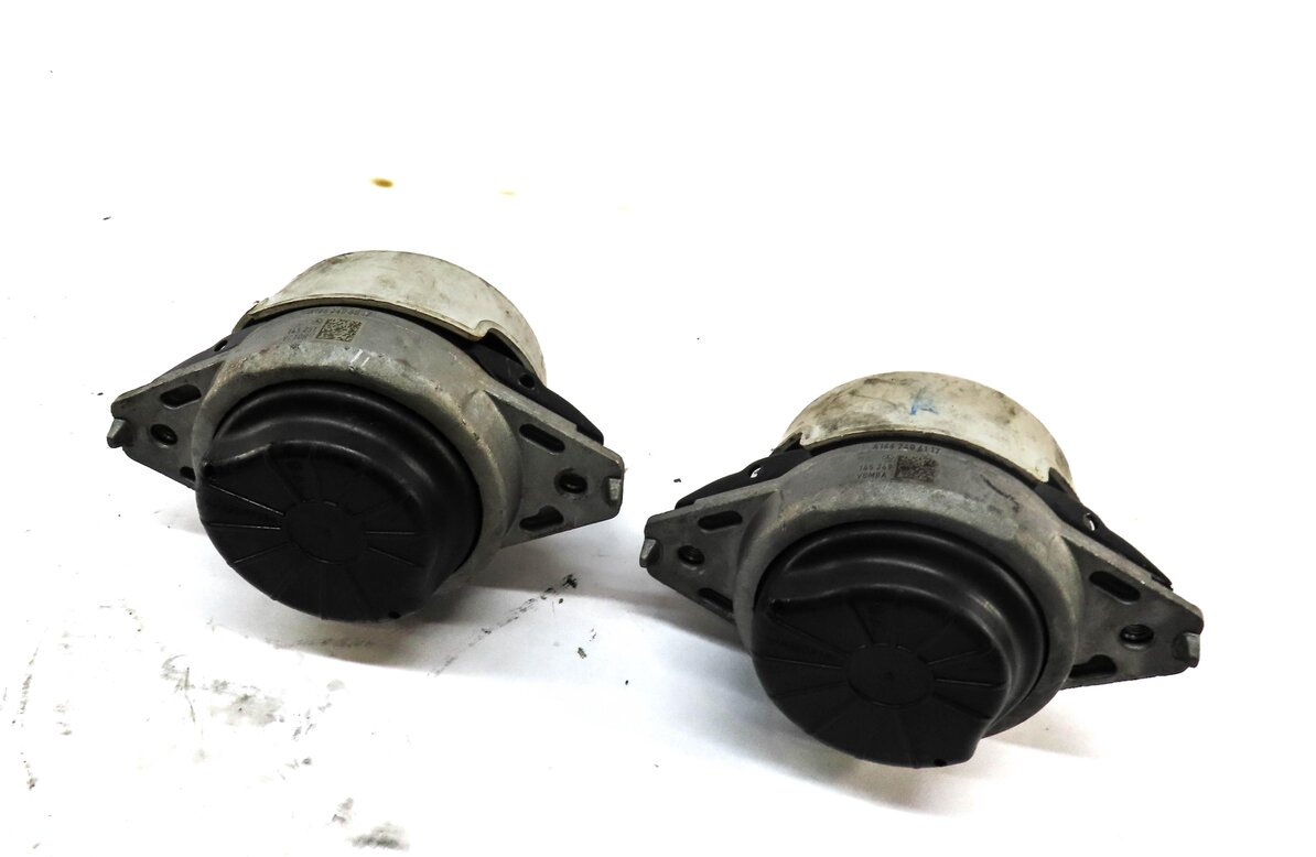 2013 MERCEDES ML550 (W166) 4.6L TURBO M278 LEFT & RIGHT ENGINE MOTOR MOUNT SET 2