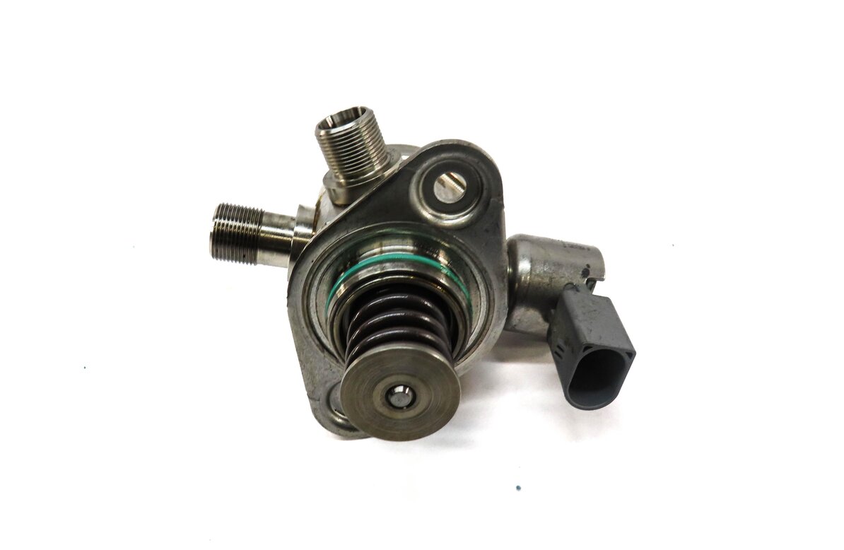 Thumbnail 5: 11-20 MERCEDES CL E G GL ML SL S SL CLS W212 W222 LEFT HIGH PRESSURE FUEL PUMP