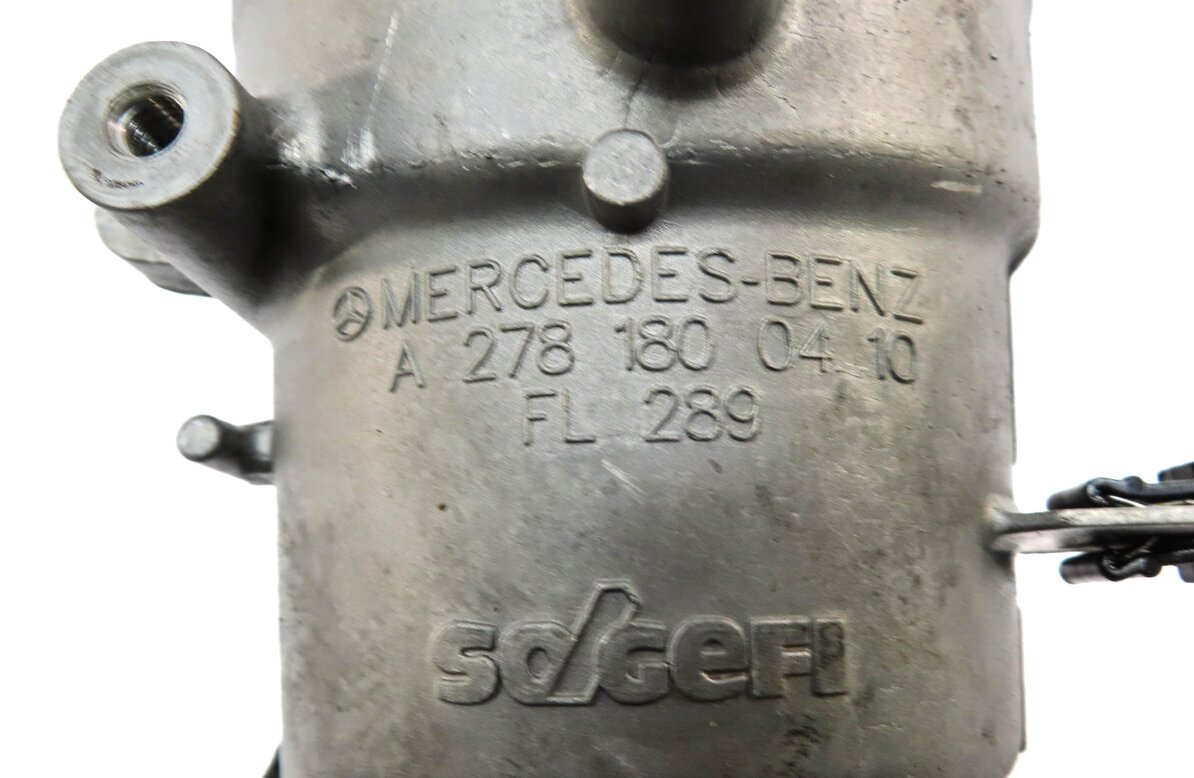 Thumbnail 5: 2013 MERCEDES ML550 (W166) 4.6L TURBO M278 ENGINE OIL FILTER HOUSING 2781800410
