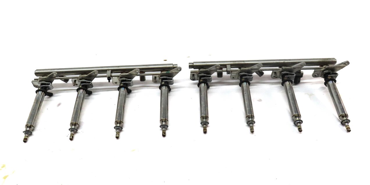 Thumbnail 3: 2013 MERCEDES ML550 (W166) 4.6L TURBO M278 ENGINE GAS FUEL INJECTOR SET w/ RAILS