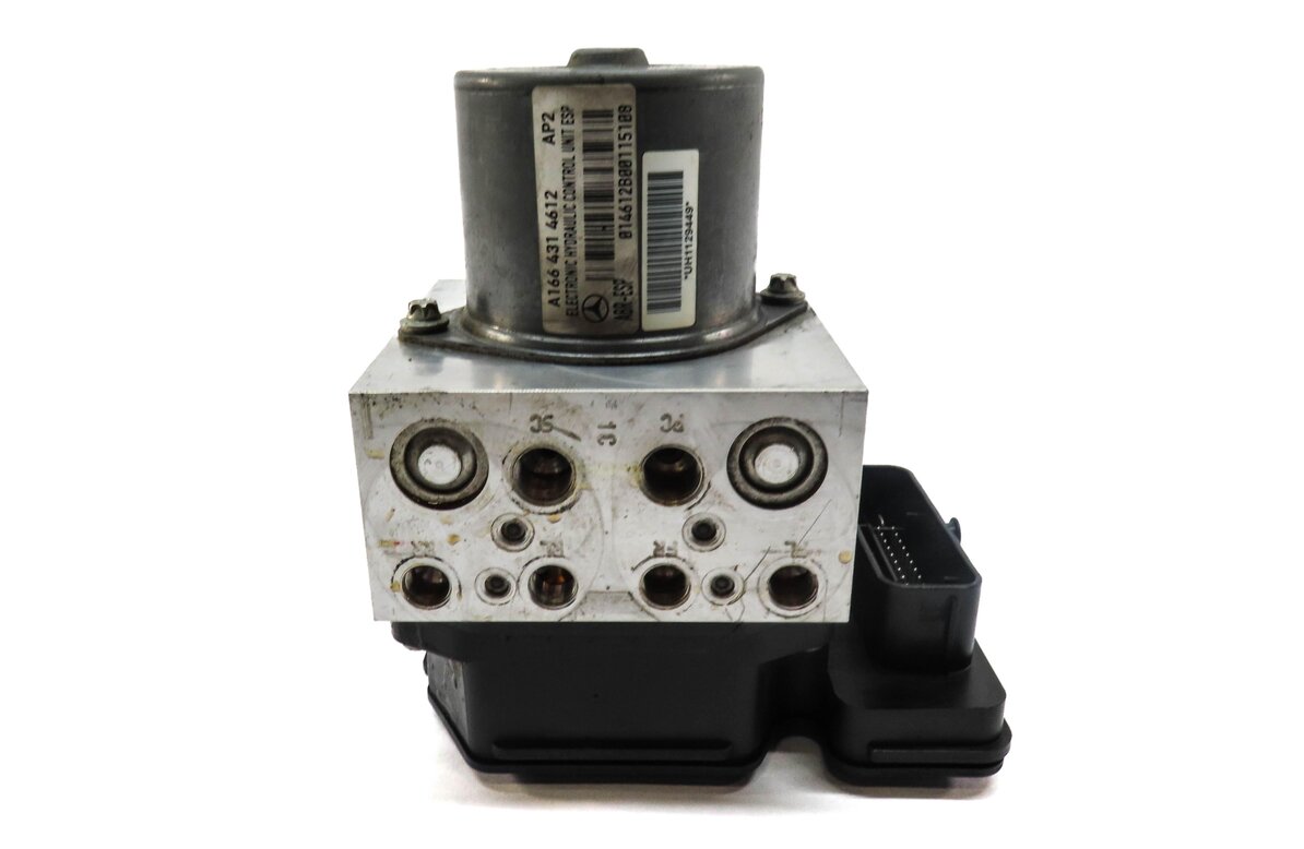 Thumbnail 2: 2012-2013 MERCEDES GL ML CLASS (W166 X166) ABS ANTI LOCK BRAKE PUMP w/ MODULE