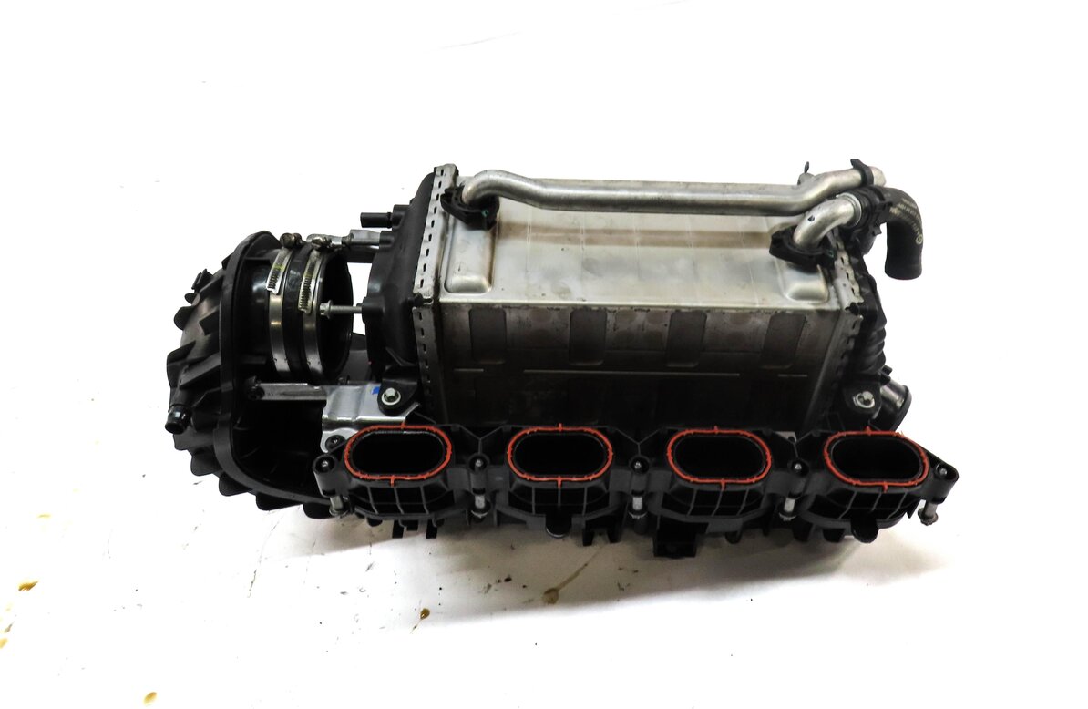 Thumbnail 4: 11-20 CL E G GL GLE GLS ML S SL CLS W166 X166 4.6L INTAKE MANIFOLD & INTERCOOLER