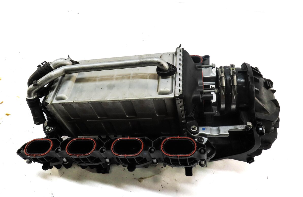 Thumbnail 5: 11-20 CL E G GL GLE GLS ML S SL CLS W166 X166 4.6L INTAKE MANIFOLD & INTERCOOLER