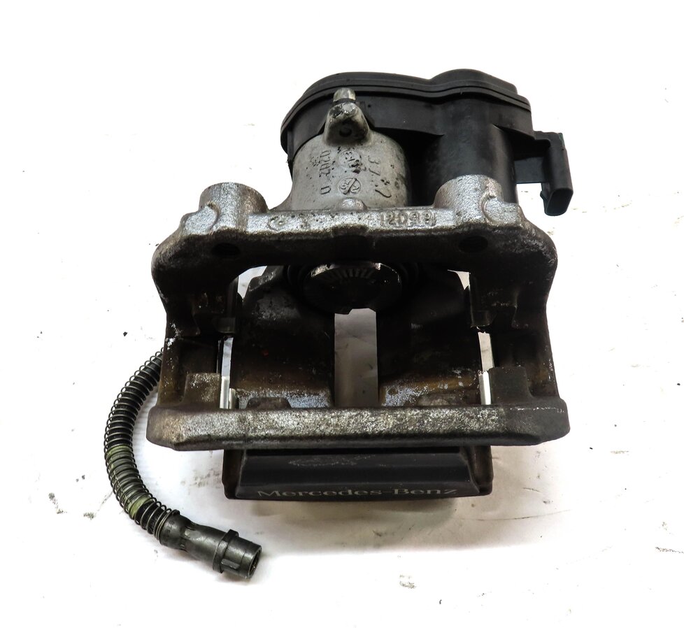 Thumbnail 5: 13-19 MERCEDES GL GLE GLS ML (W166 X166) RIGHT REAR BRAKE CALIPER w/ ACTUATOR