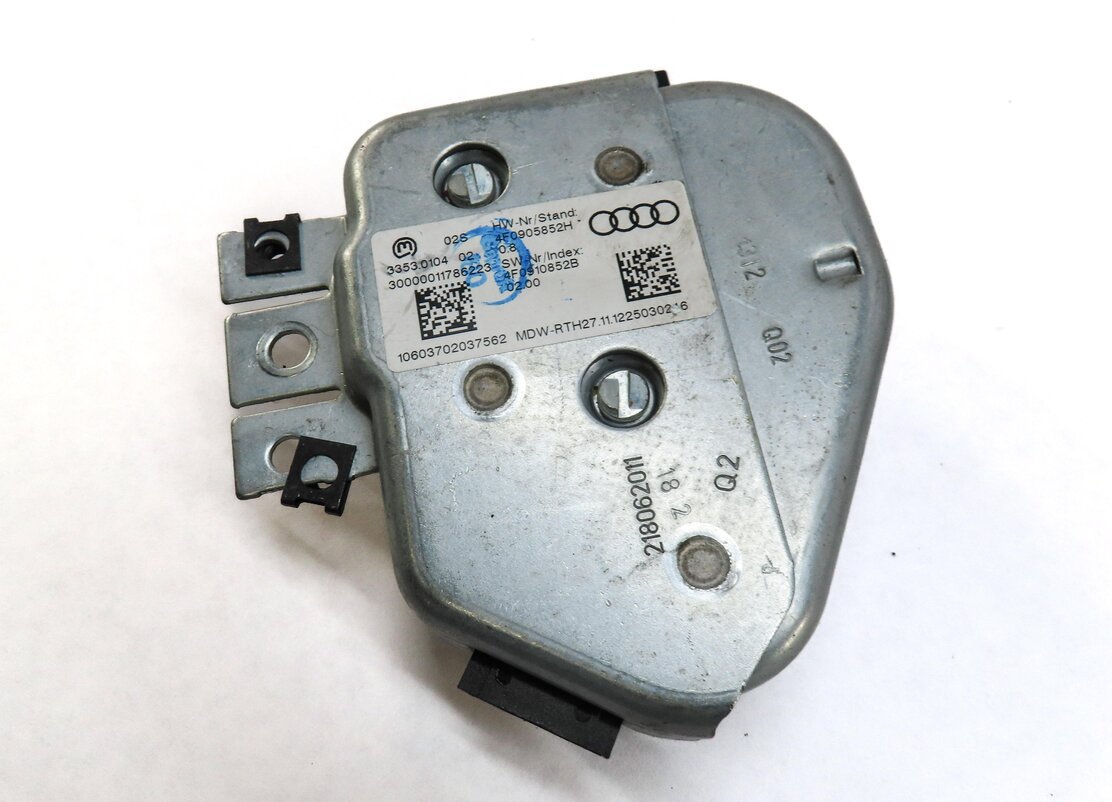 Thumbnail 6: 13-15 AUDI Q7 (4L) 3.0L CTWB SUPERCHARGED ENGINE BCM IMMOBILIZER MODULE KEY SET