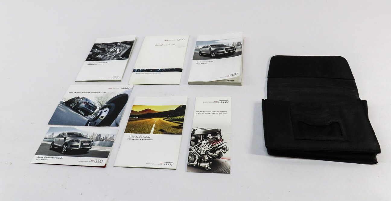 Thumbnail 2: 2013 AUDI Q7 (4L) VEHICLE OWNERS MANUAL SET 7 w/ CARRYING CASE (BLACK)