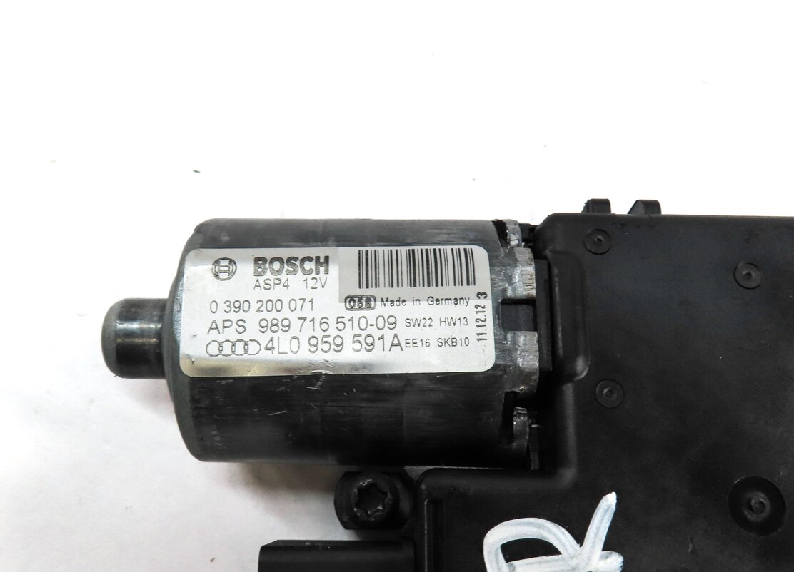 Thumbnail 4: 2007-2014 AUDI Q7 (4L) SUNROOF MOTOR SUN ROOF SUNSHADE SHADE WINDOW MOTOR