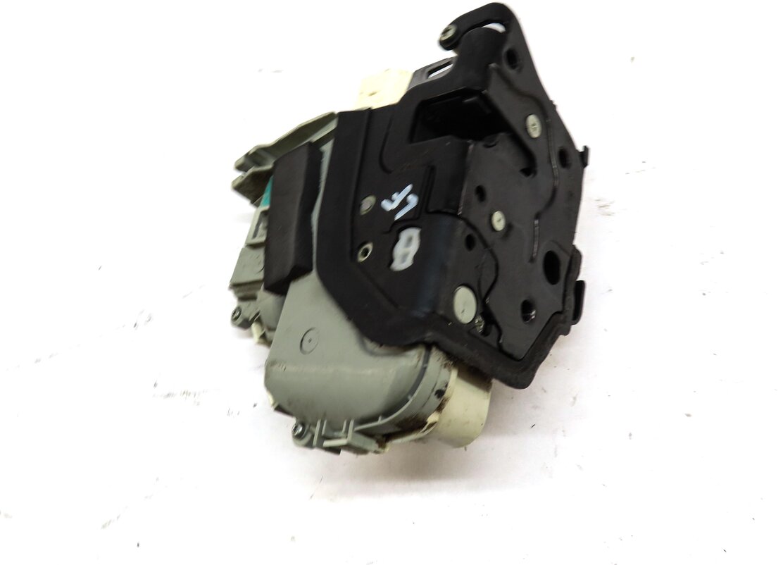 Thumbnail 4: 10-19 AUDI PORSCHE A4 S4 A5 S5 A6 Q3 Q5 Q7 TT 911 B8 8K 8T LEFT FRONT DOOR LATCH