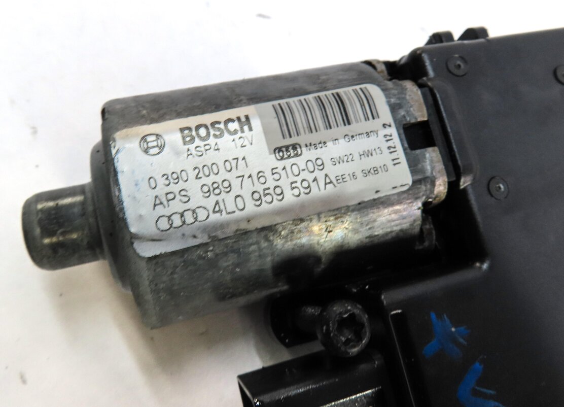Thumbnail 4: 2007-2014 AUDI Q7 (4L) SUNROOF MOTOR SUN ROOF SUNSHADE SHADE WINDOW MOTOR