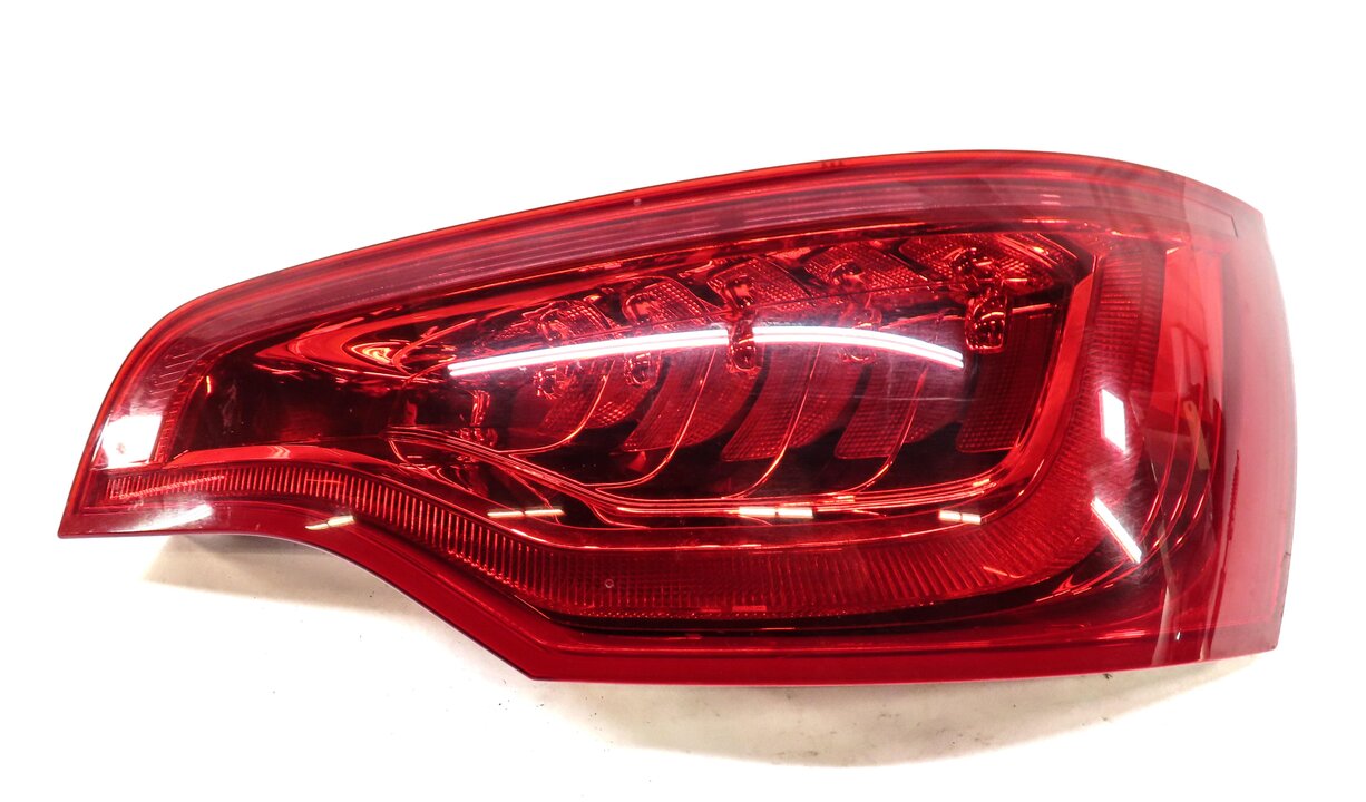 Thumbnail 3: 2010-2015 AUDI Q7 (4L) RIGHT PASSENGER REAR TAILLIGHT BRAKE LIGHT LAMP (LED)