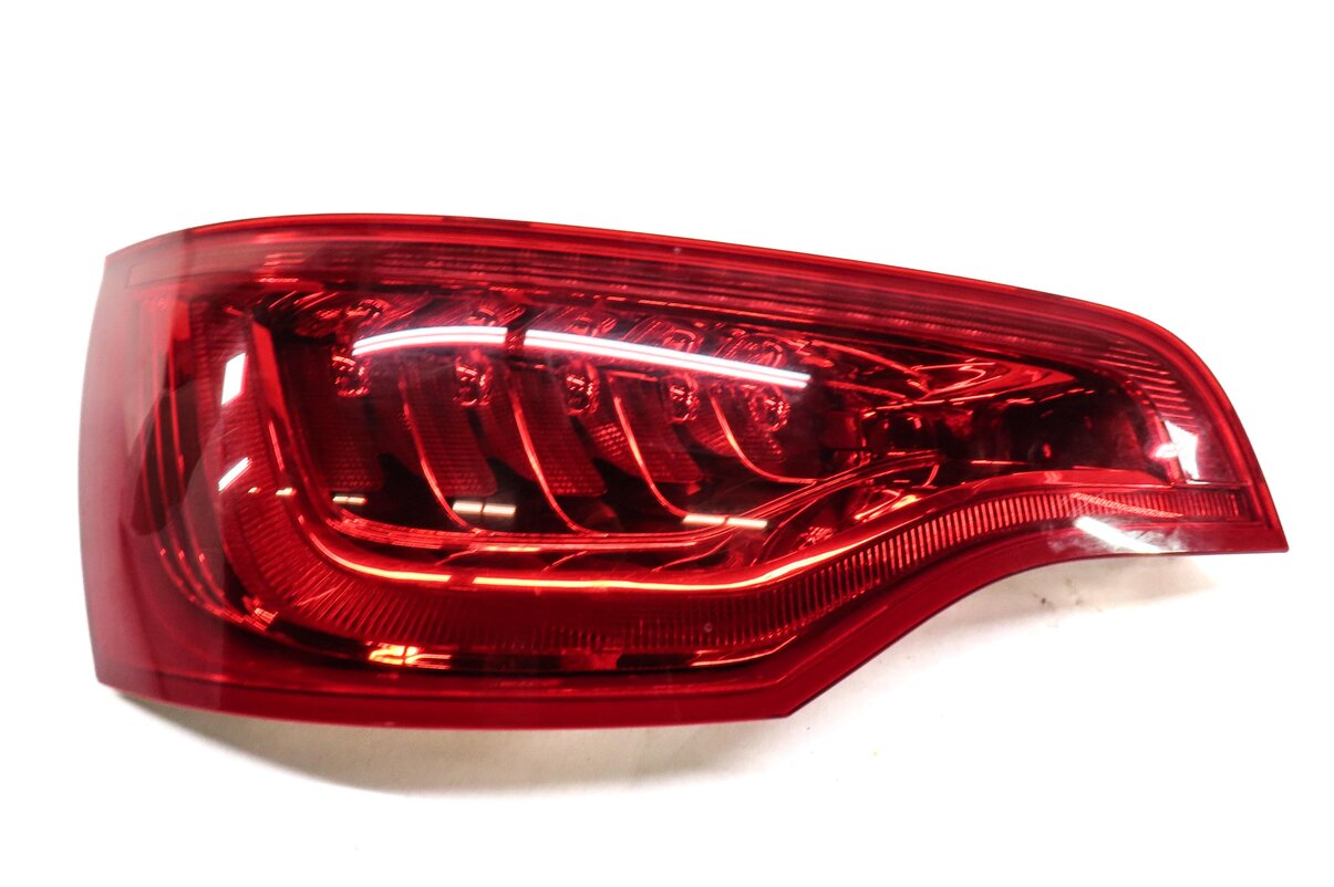 Thumbnail 3: 2010-2015 AUDI Q7 (4L) LEFT DRIVER REAR TAILLIGHT BRAKE LIGHT LAMP (LED)