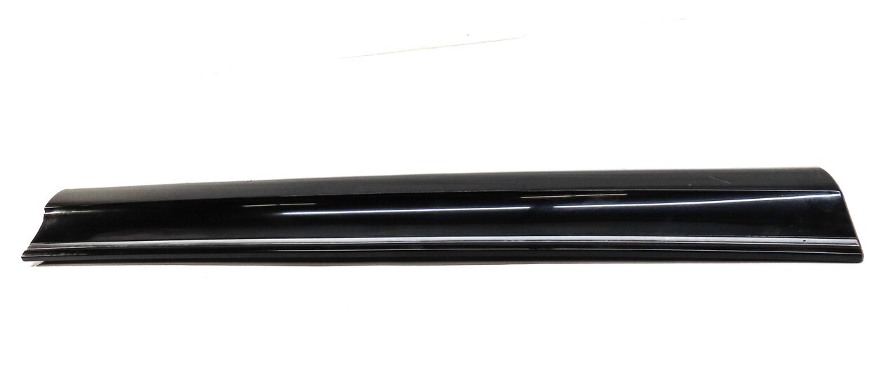 Thumbnail 2: 2013 AUDI Q7 (4L) FRONT LEFT DRIVER LOWER DOOR MOULDING TRIM (ORCA BLACK)