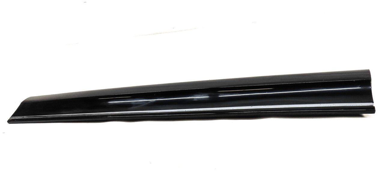 Thumbnail 2: 2013 AUDI Q7 (4L) FRONT RIGHT PASSENGER LOWER DOOR MOULDING TRIM (ORCA BLACK)