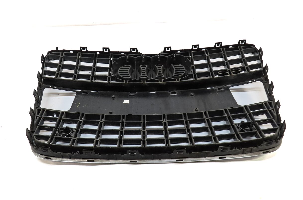 Thumbnail 4: 2010-2015 AUDI Q7 (4L) FRONT MAIN CENTER HOOD GRILLE AIR VENT TRIM (BLACK)