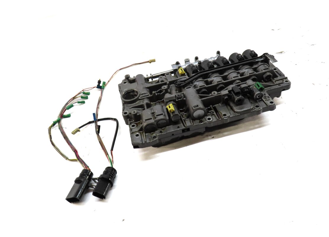 11-15 VW TOUAREG / AUDI Q7 (4L) 8 SPEED MHN AUTOMATIC TRANSMISSION VALVE BODY