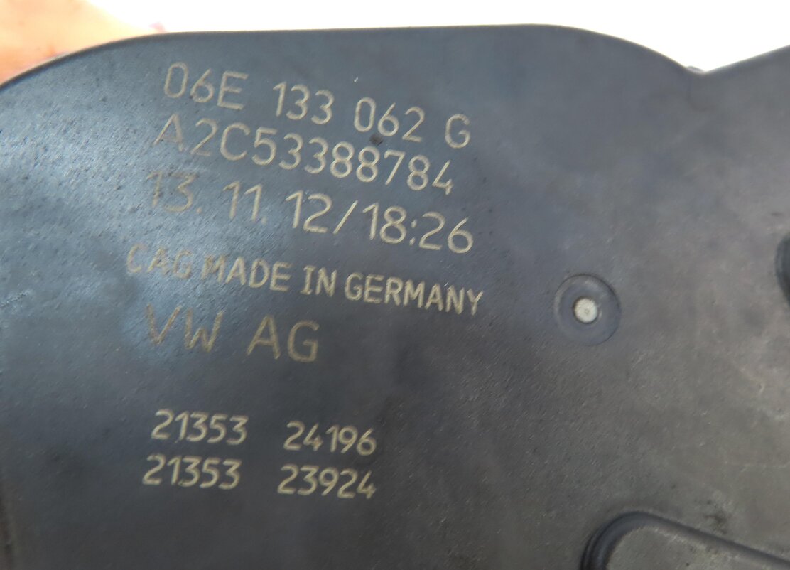 Thumbnail 6: 2009-2017 AUDI A4 A5 S5 S6 S7 S8 Q5 SQ5 (B8 8K 8T 8R C7) 3.0L 3.2L THROTTLE BODY