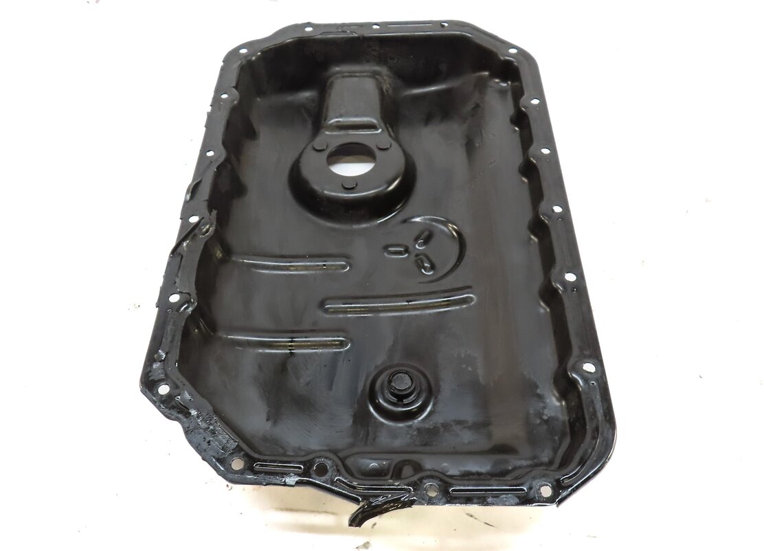 Thumbnail 3: 2013 AUDI Q7 (4L) 3.0L SUPER (CTWB) ENGINE LOWER ENGINE OIL PAN w/ DRAIN PLUG