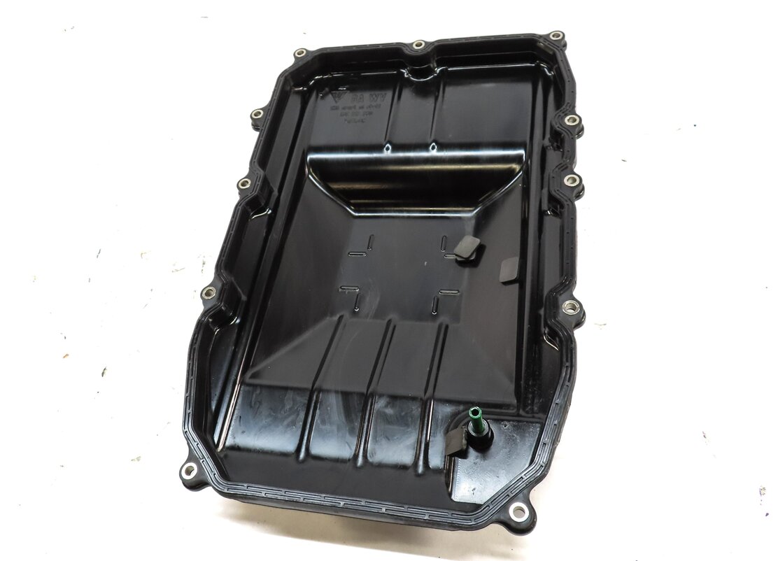 Thumbnail 3: 2011-2017 VW TOUAREG AUDI Q7 (4L) 3.0L 3.6L ENGINE A/T AUTO TRANSMISSION OIL PAN
