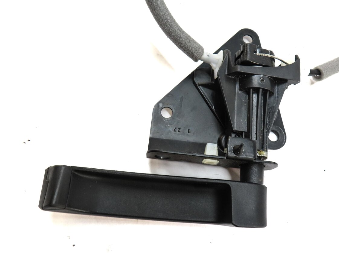 Thumbnail 3: 2012 BMW X5 (E70) LOWER HATCH TRUNK REAR LEFT RIGHT RELEASE LATCHES SET w/ CABLE