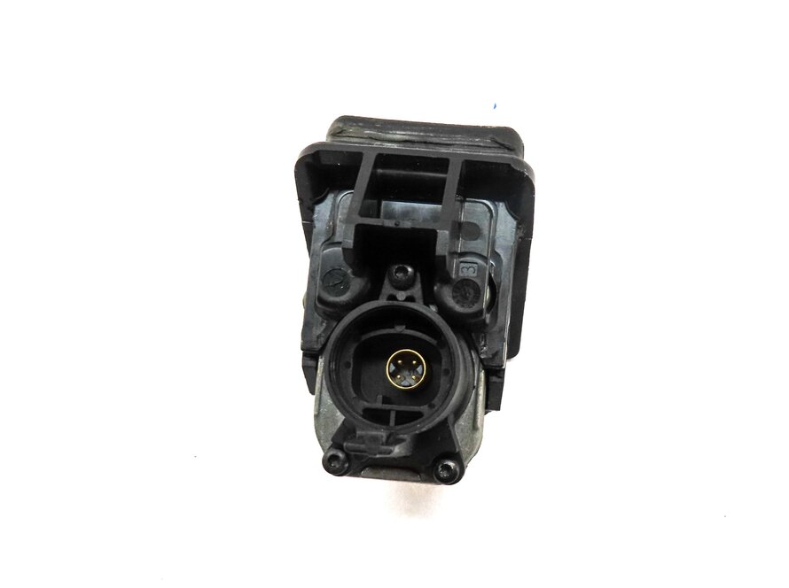 Thumbnail 5: 09-18 BMW 2 3 4 5 7 M5 X3 X5 X6 (F01 F07 F10 F15 F16 F30 F32) REARVIEW CAMERA