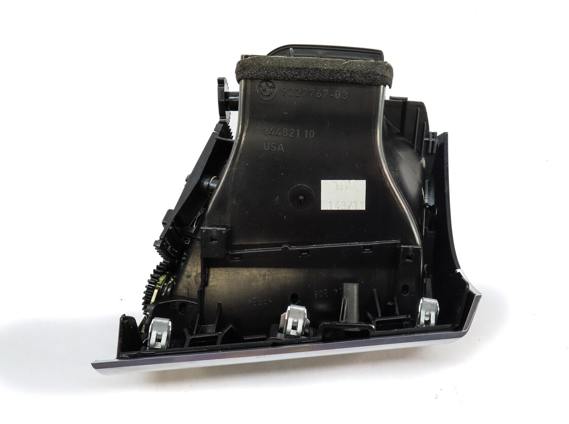 Thumbnail 4: 2012 BMW X5 (E70) FRONT LEFT DRIVER HVAC A/C HEATER AIR VENT (BLACK & SILVER)