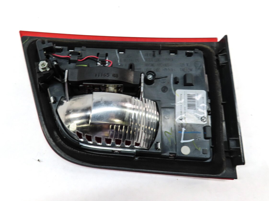 Thumbnail 4: 11-13 BMW X5 X5M (E70) LEFT DRIVER INNER TAILLIGHT LIGHT LAMP (INCANDESCENT)