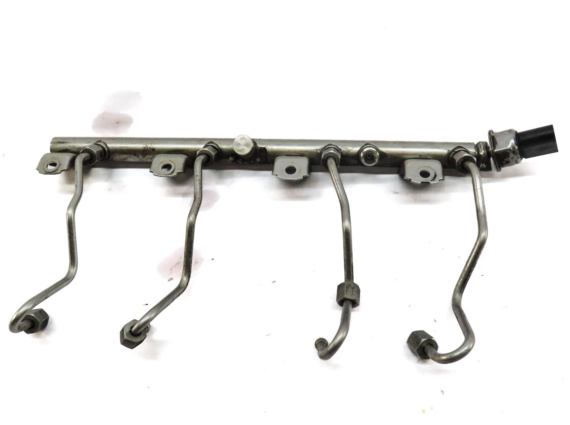 Thumbnail 5: 2012 BMW X5 (E70) 4.4L TURBO N63 ENGINE GAS FUEL RAIL w/ LINES 7547600 7547599