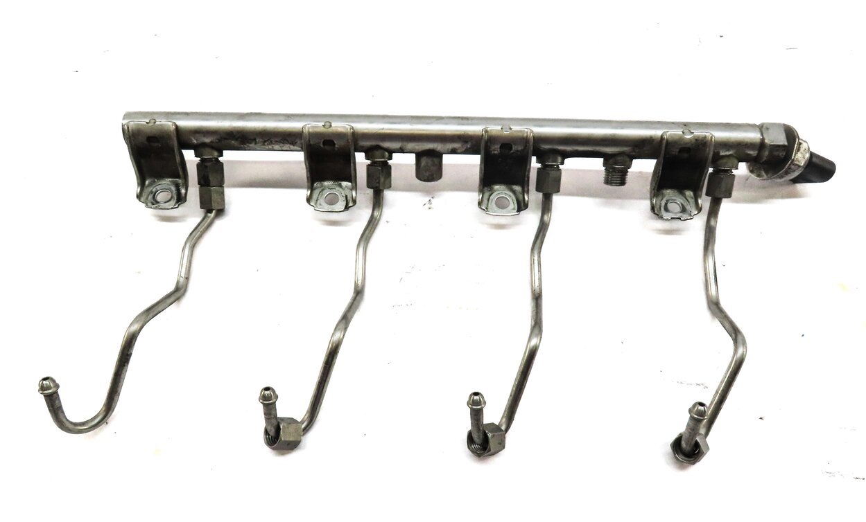 Thumbnail 7: 2012 BMW X5 (E70) 4.4L TURBO N63 ENGINE GAS FUEL RAIL w/ LINES 7547600 7547599