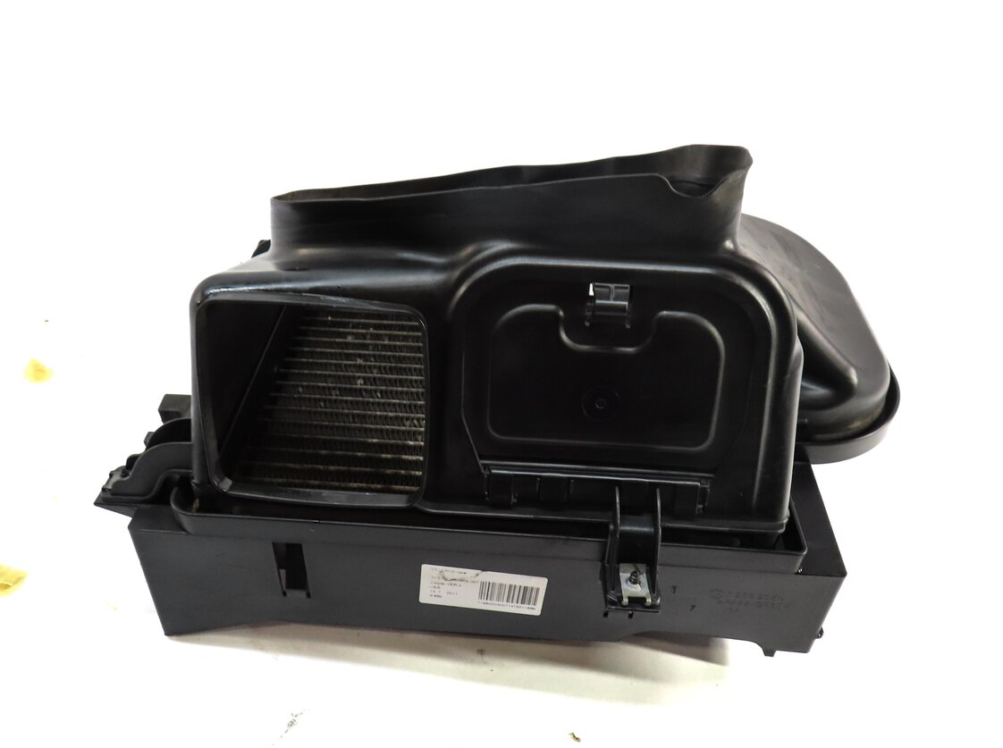 Thumbnail 4: 2012 BMW X5 (E70) 4.4L TURBO N63 ENGINE OIL COOLER RADIATOR 7585286 7222870