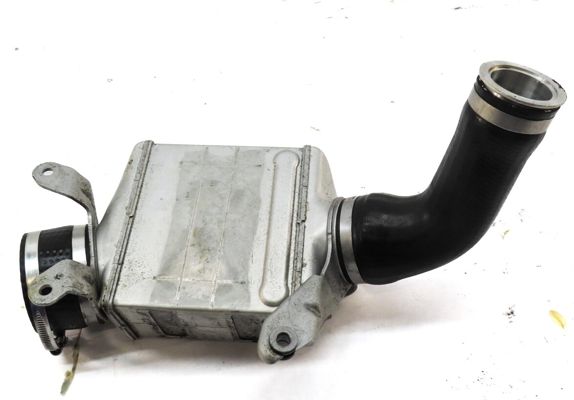 Thumbnail 3: 09-18 550i 750i X5 X6 F01 F10 E70 E71 4.4L N63 TURBO LEFT RIGHT INTERCOOLER SET2