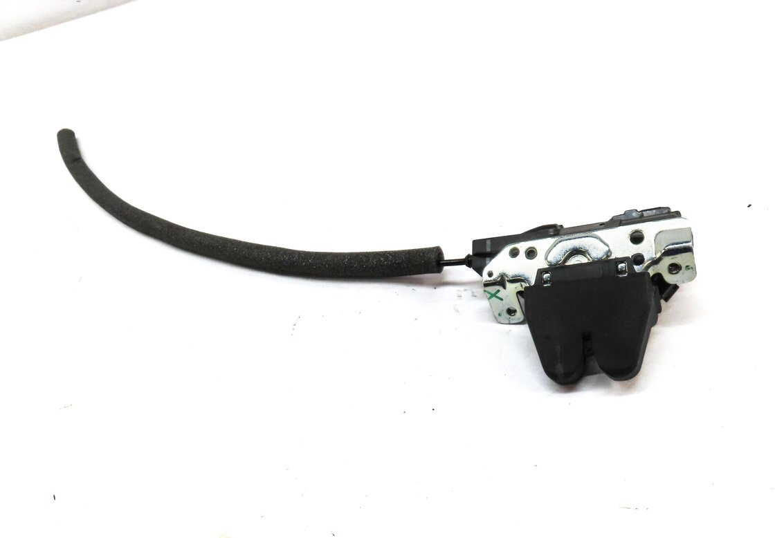 Thumbnail 2: 2012 MERCEDES E CLASS SEDAN (W212) REAR TRUNK LOCK LATCH w/ CABLE 2047500485