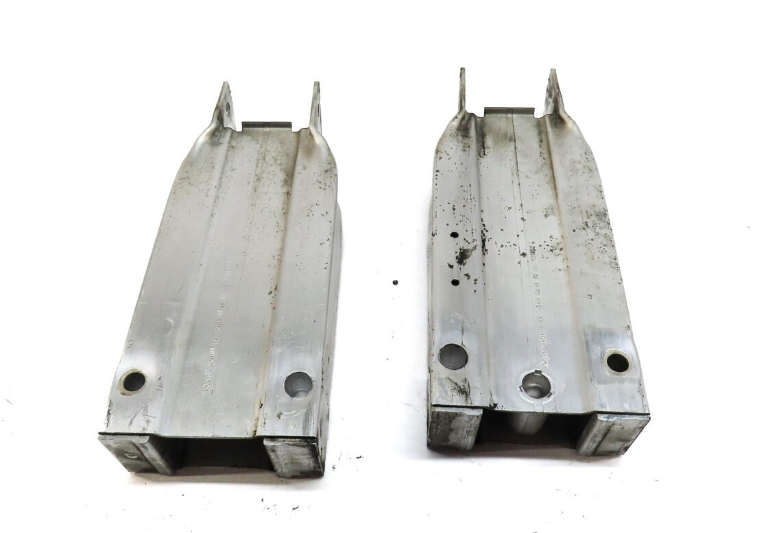 Thumbnail 3: 10-18 MERCEDES E CLS CLASS (W212 C218) FRONT BUMPER REINFORCEMENT BRACKET SET