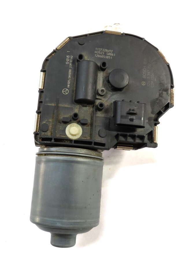 Thumbnail 2: 2010-2017 MERCEDES BENZ E CLS CLASS (C218 W212) FRONT WINDSHIELD WIPER MOTOR