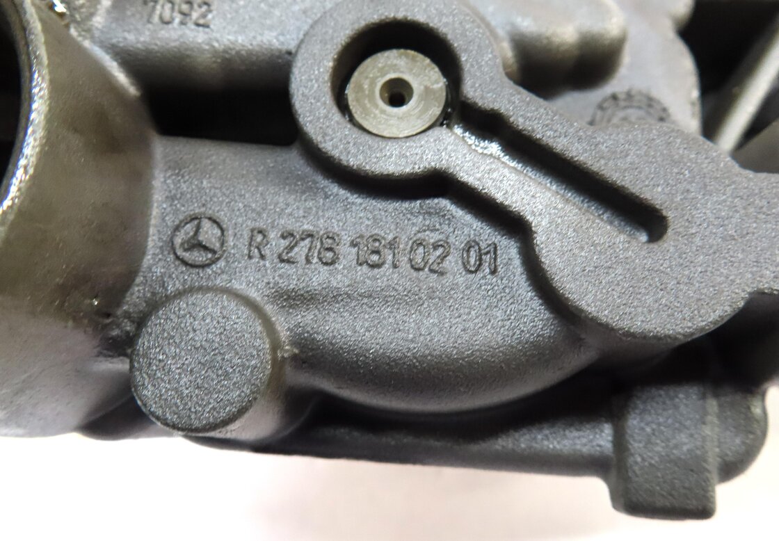Thumbnail 5: 2012 MERCEDES E CLASS W212 3.5L M276 ENGINE OIL PUMP 2781810201