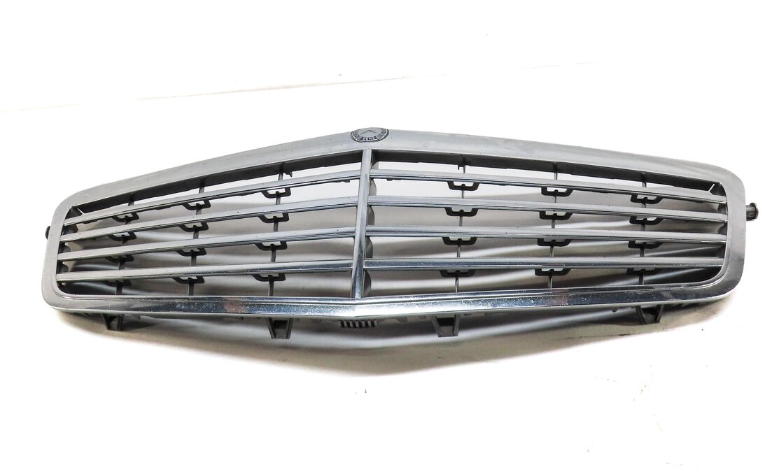 Thumbnail 3: 2010-2013 MERCEDES E300 E350 E400 E550 E63 AMG (W212) FRONT UPPER HOOD GRILLE