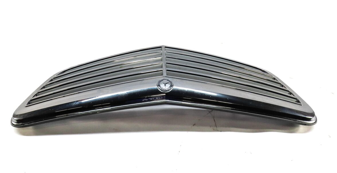 Thumbnail 4: 2010-2013 MERCEDES E300 E350 E400 E550 E63 AMG (W212) FRONT UPPER HOOD GRILLE